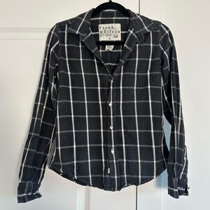 Frank & Eileen (XS) Dark Charcoal Gray / White Italian Cotton Button Up Top